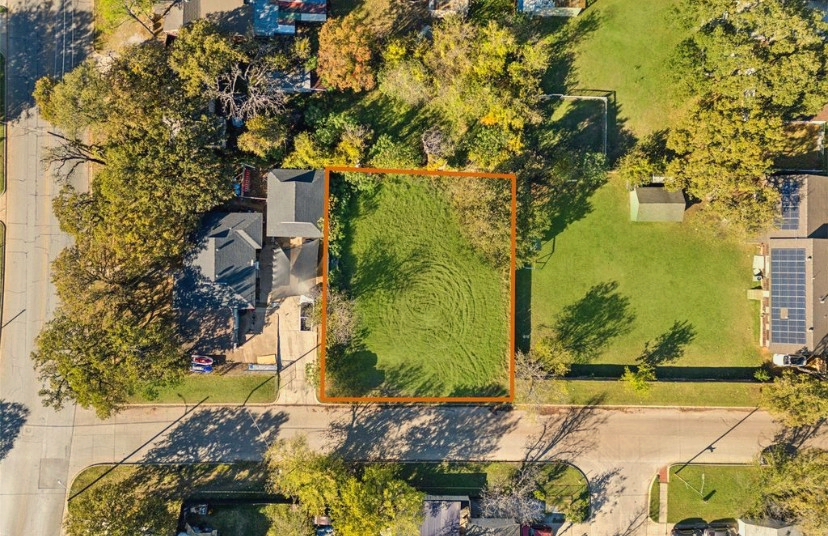 Aerial view of property with outlined lot lines