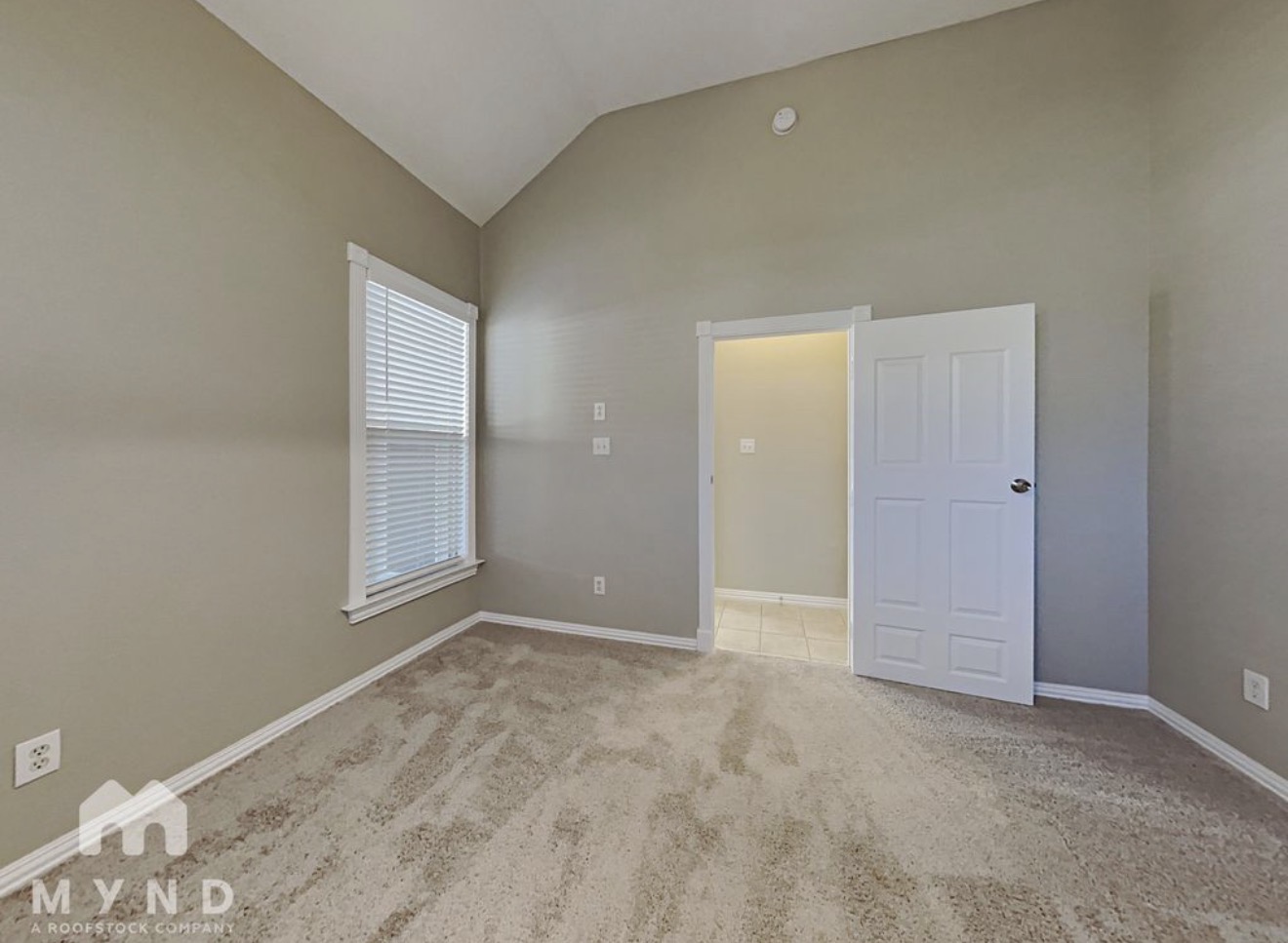 6801 Amberdale Dr, Fort Worth, TX 76137