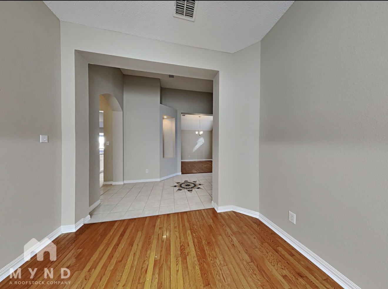 6801 Amberdale Dr, Fort Worth, TX 76137
