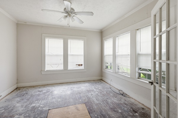 1655 Hawthorne St, Houston, TX 77006