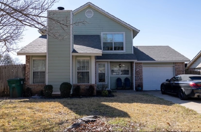 4676 Bracken Dr, Fort Worth, TX 76137